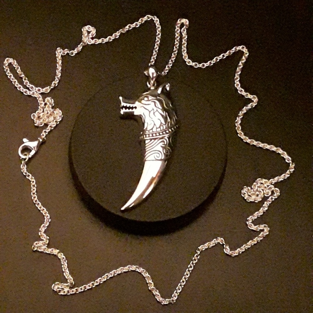 NEW S925. Viking Rogue Wolf  Tooth Pendant - Picture 2 of 7